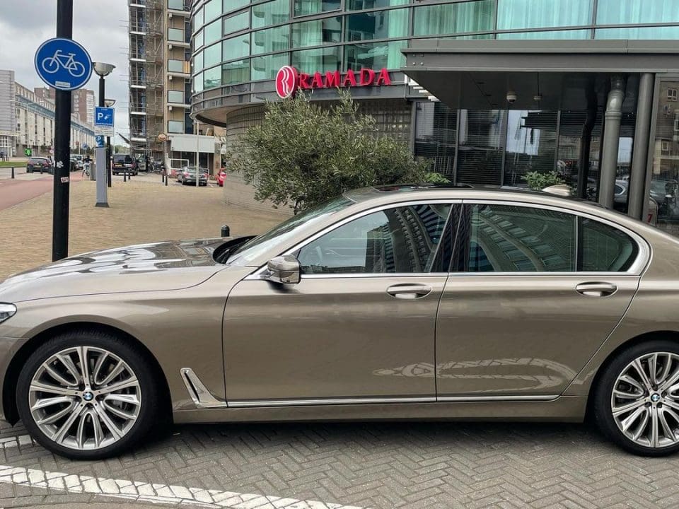 #amsterdam #businesstraveller  #schiphol #carservice #airporttransfers  #airport...